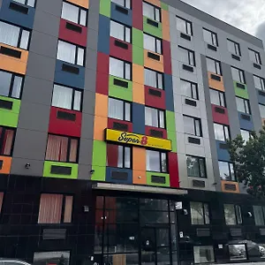 Super 8 By Wyndham Brooklyn Fulton Street Broadway Junction United States